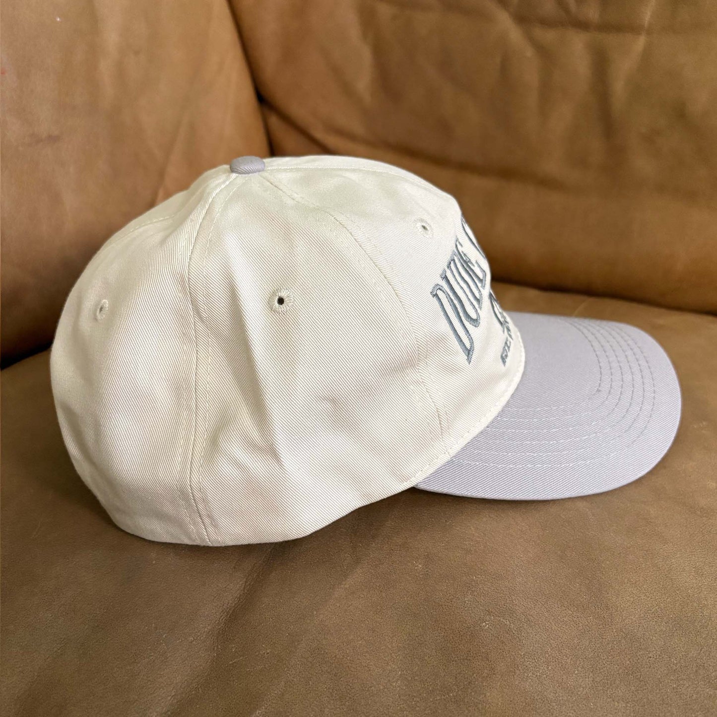 Dude Chilling Park Tourist Hat (Cream/Grey)