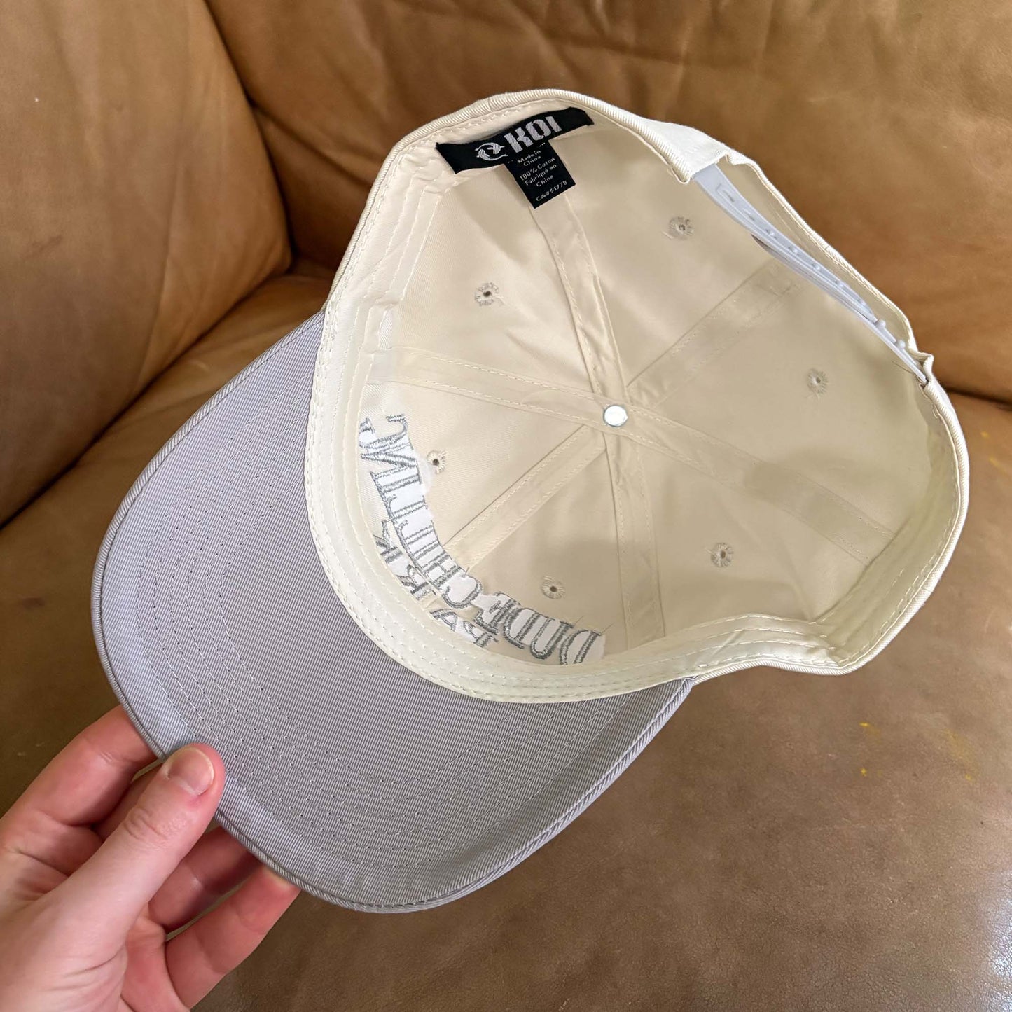 Dude Chilling Park Tourist Hat (Cream/Grey)