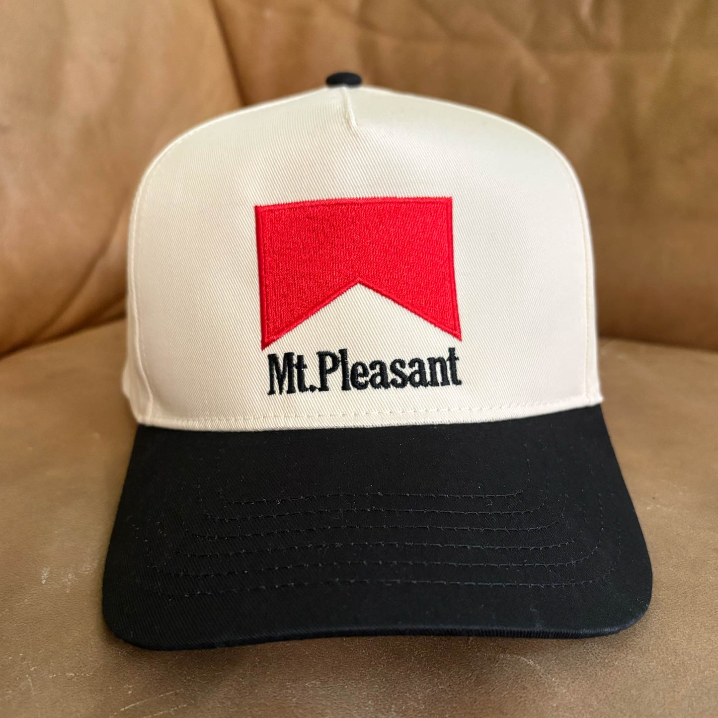 Mt. Pleasant 5-Panel Snapback (Cream/Black)
