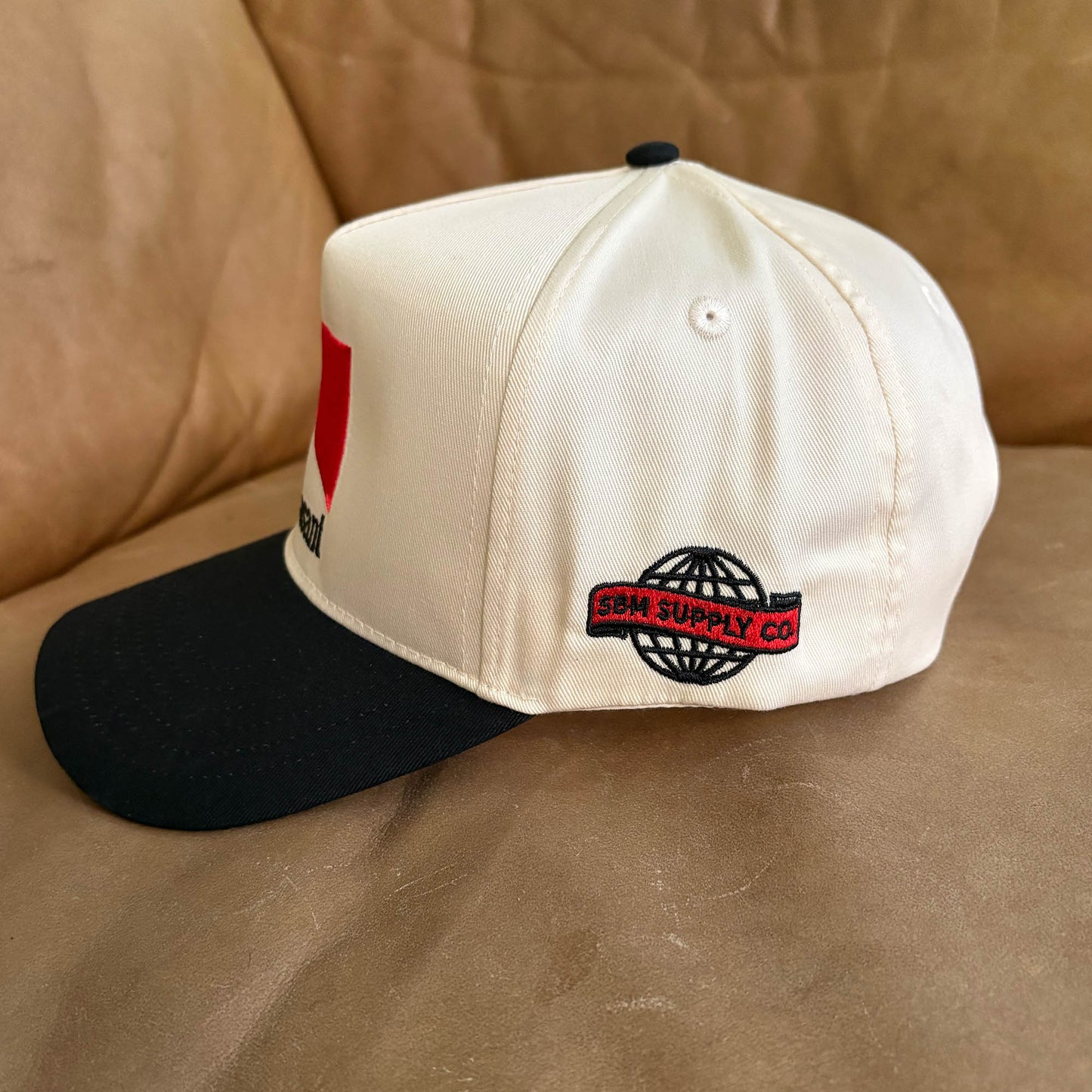 Mt. Pleasant 5-Panel Snapback (Cream/Black)