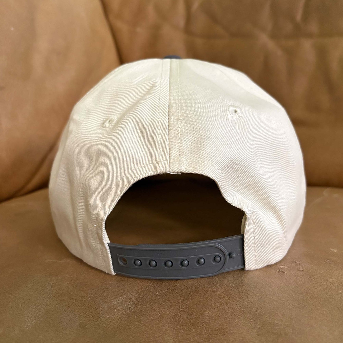 Shitty Kitty Retro Hat (Cream/Grey)